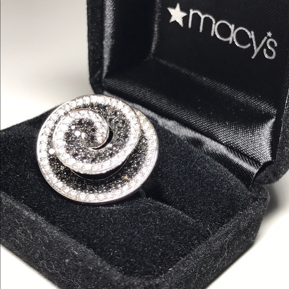 ⭐️HOST PICK⭐️ MACYS Black & White Diamonds 14KT Gold Spiral Ring - Picture 10 of 12